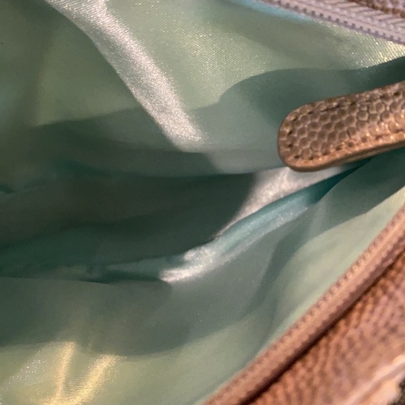 𝅺GIORGIO Armani Cosmetic bag - Picture 3 of 3